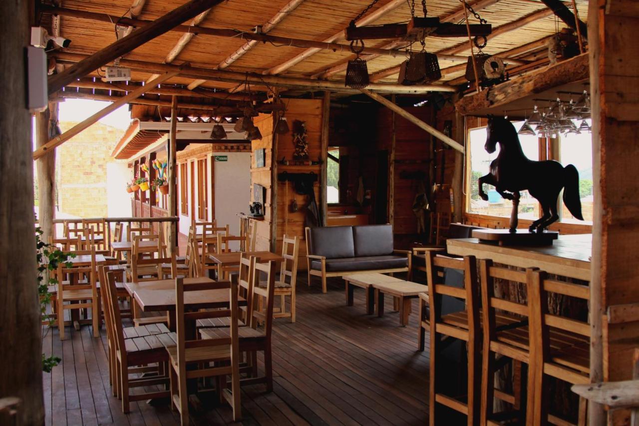 Hotel Villa Alegria Sáchica 外观 照片