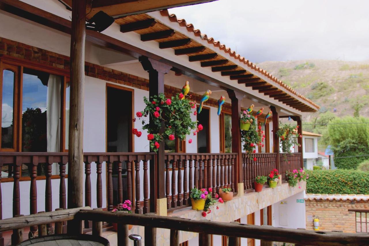Hotel Villa Alegria Sáchica 外观 照片