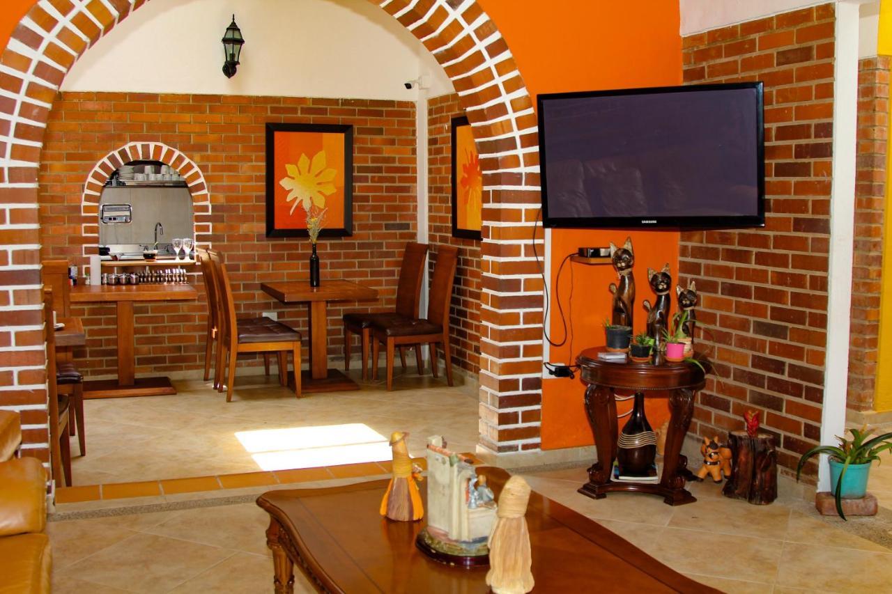 Hotel Villa Alegria Sáchica 外观 照片